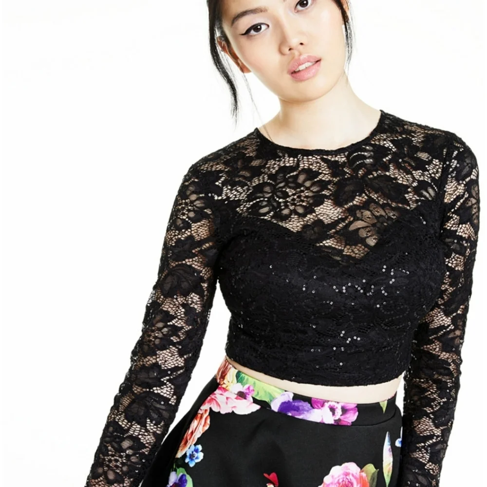 B Darlin Juniors' 2-Pc. Lace & Floral-Print Gown - Picture 4 of 4